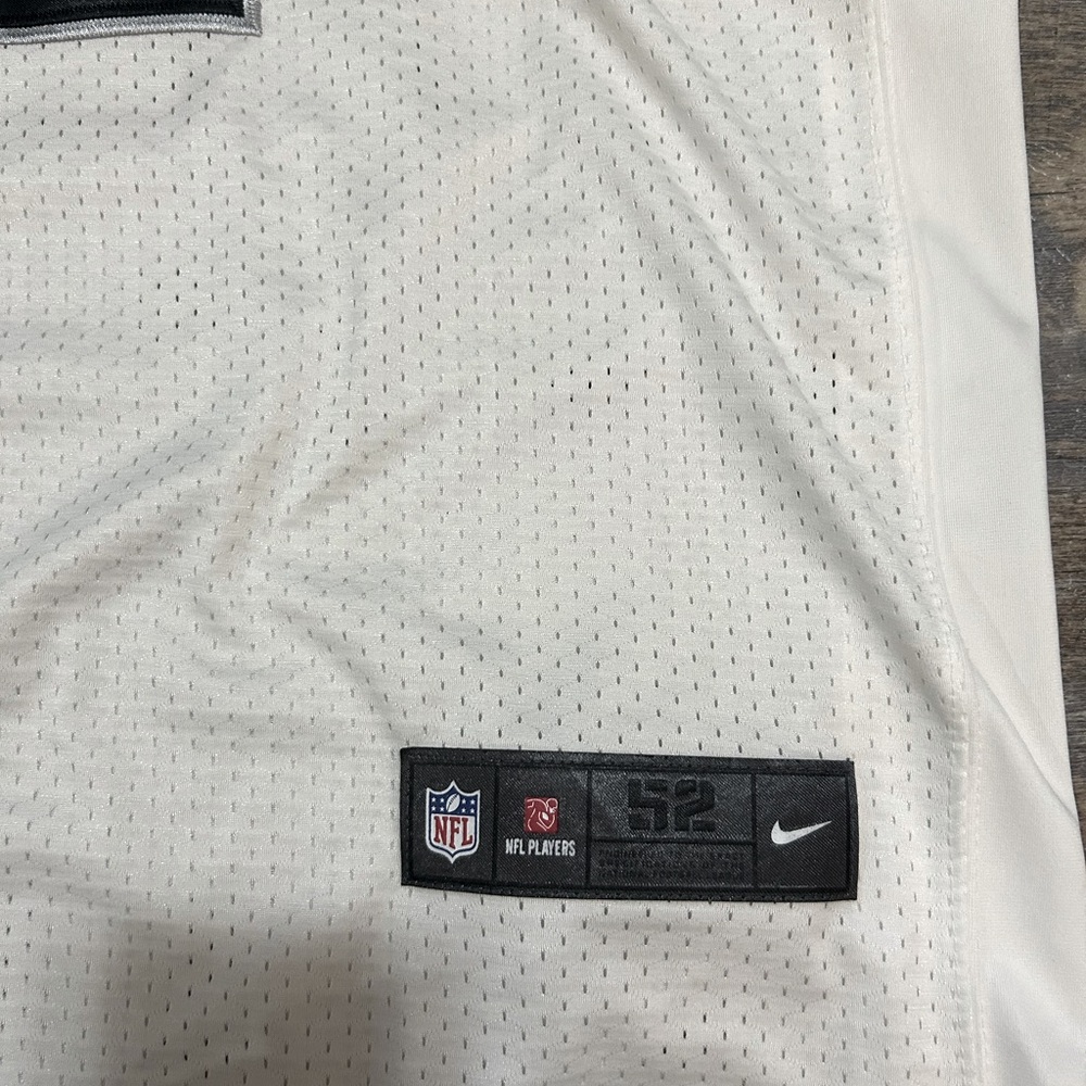 !!Oakland Raiders jersey!! - Picture 10 of 10